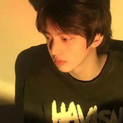 郑昊然
